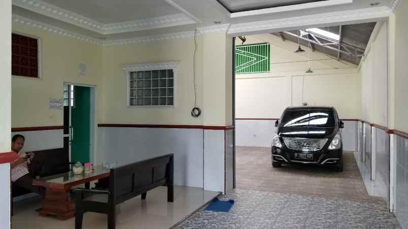 dijual rumah d maple residence semampir