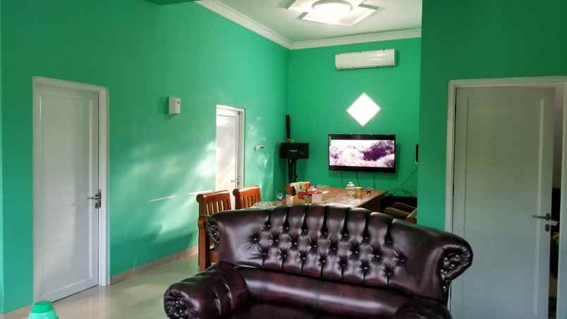 dijual rumah d maple residence semampir