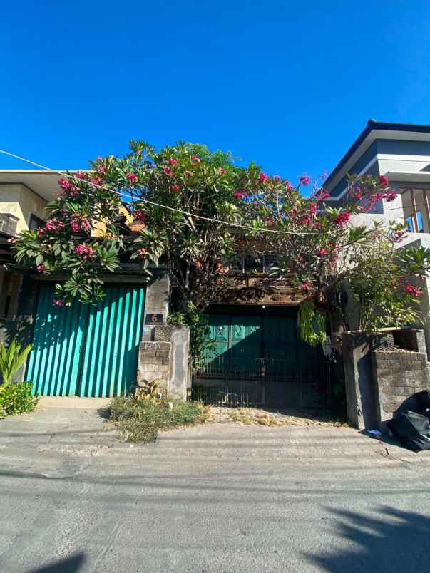 dijual rumah dan tanah lokasi jalan gandapura kesiman