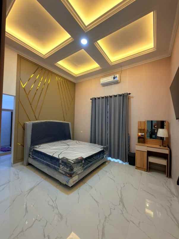 dijual rumah dau