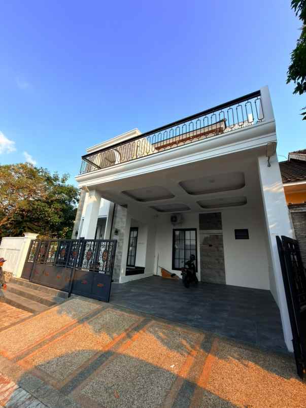 dijual rumah dau