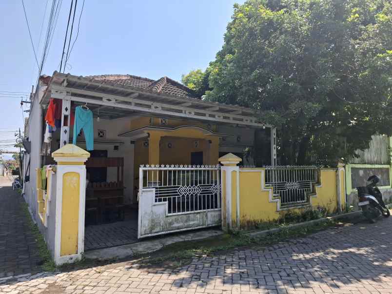 dijual rumah dekat kampus jember jl kaliurang