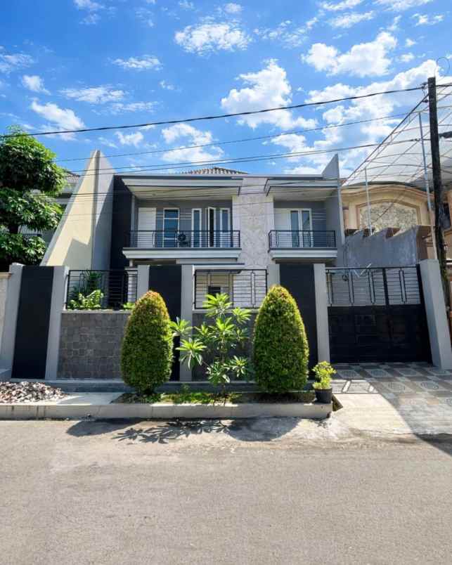 dijual rumah dharmahusada mas