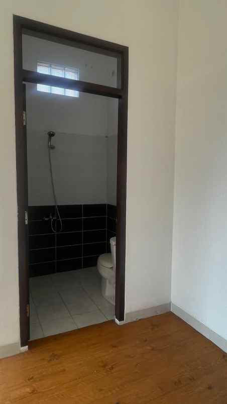 dijual rumah di bintaro sektor 2 rengas ciputat timur