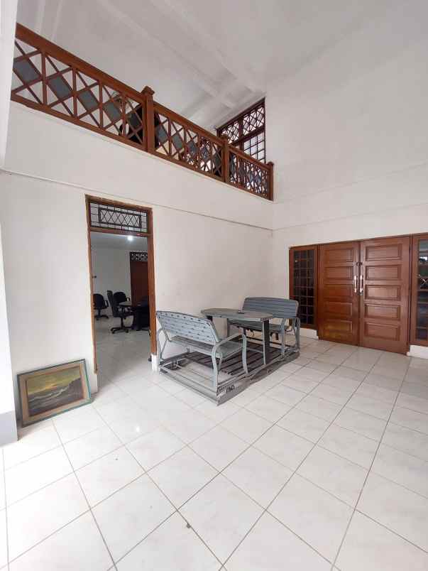 dijual rumah di cirendeu ciputat tangerang selatan