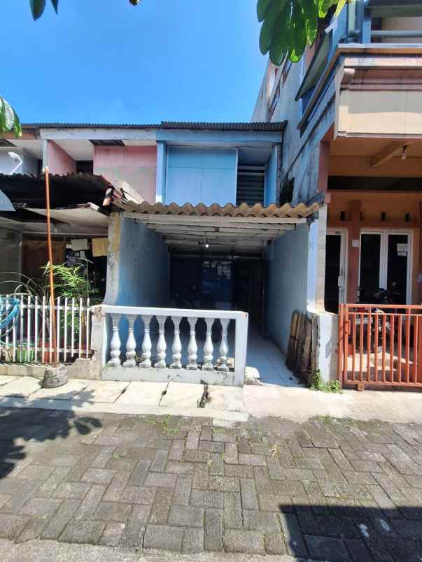 dijual rumah di lamongan sampangan semarang