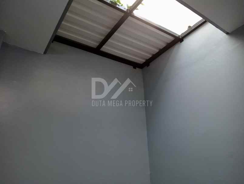 dijual rumah di nusa loka bsd city