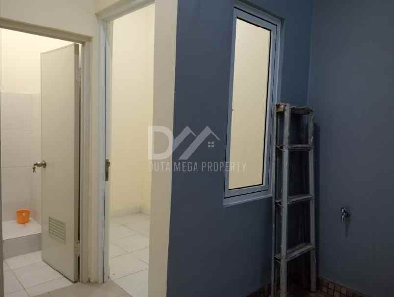 dijual rumah di nusa loka bsd city