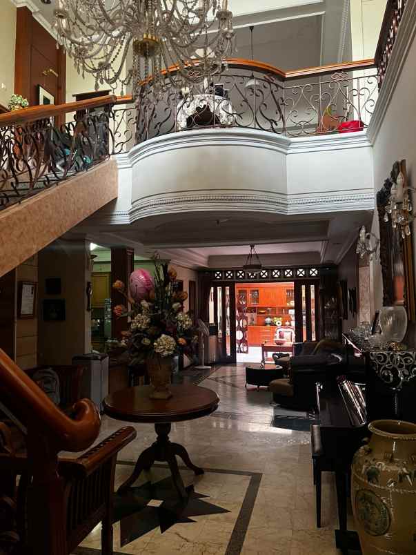 dijual rumah di tomang jakarta barat