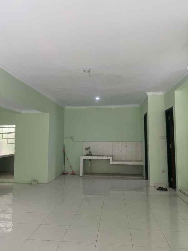 dijual rumah discovery bintaro