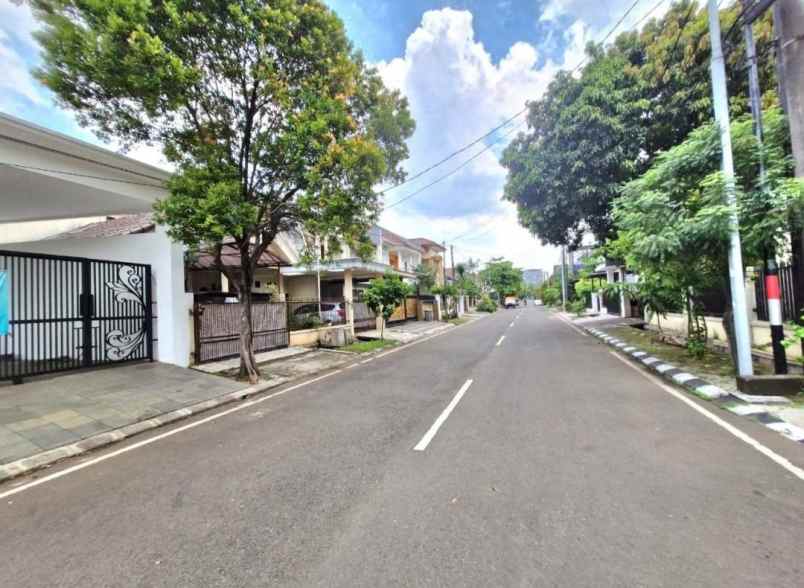 dijual rumah duren sawit jaktim