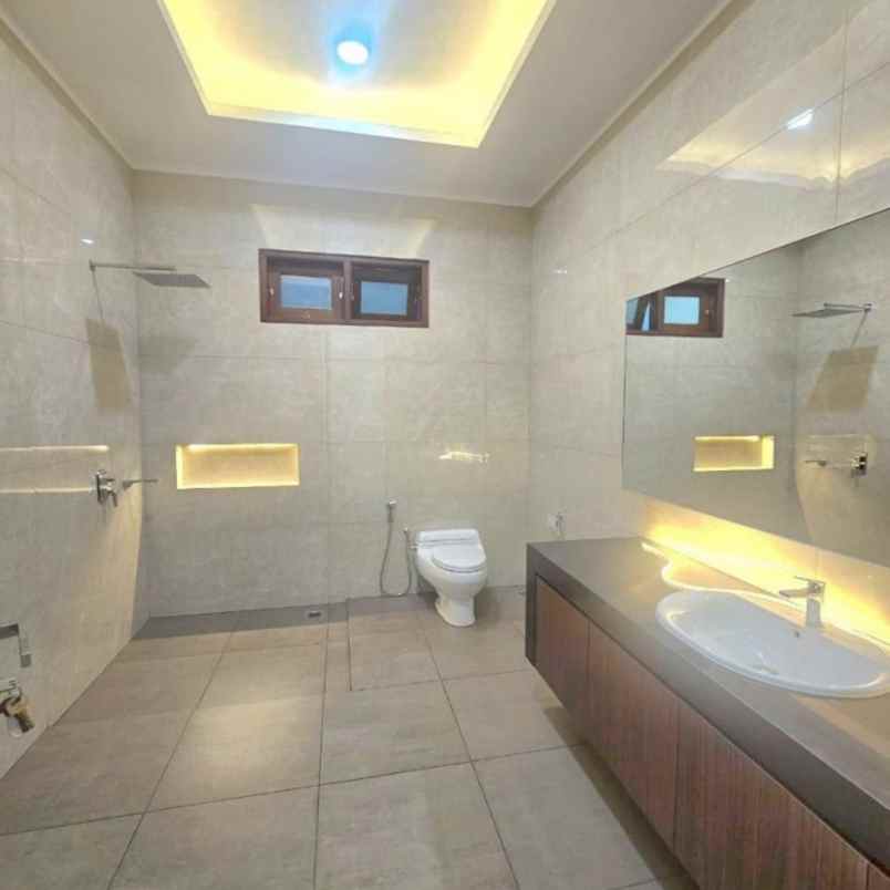dijual rumah duren sawit jaktim