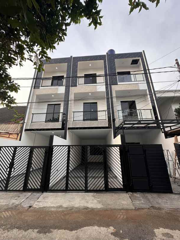 dijual rumah duri kepa