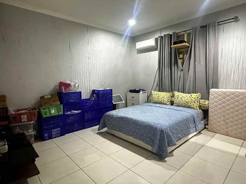 dijual rumah gading griya residence