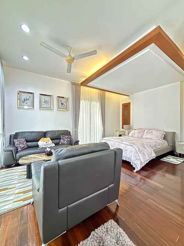 dijual rumah gandaria