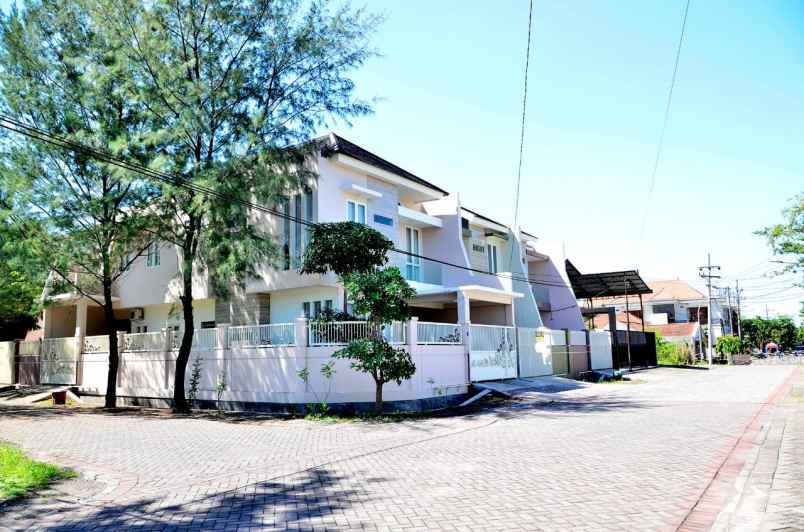 dijual rumah gayungsari