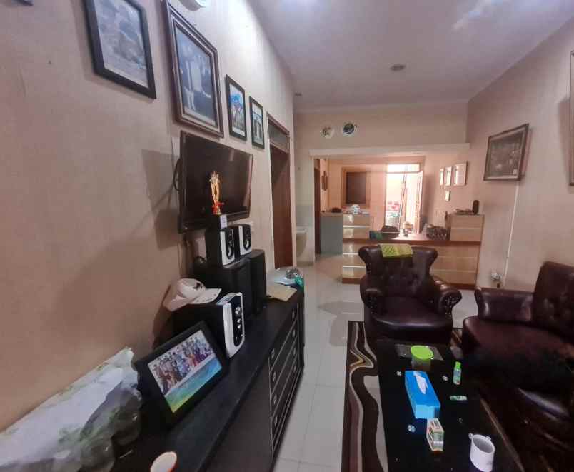 dijual rumah gempol sari