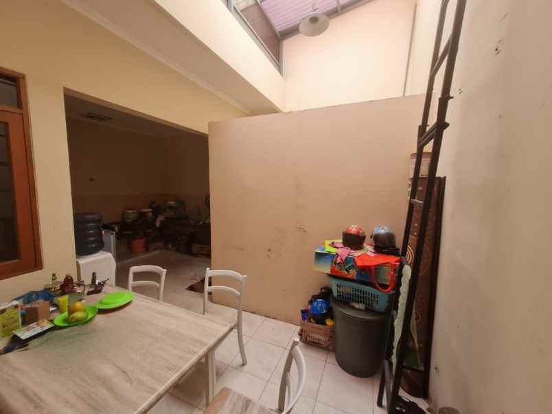dijual rumah gempol sari