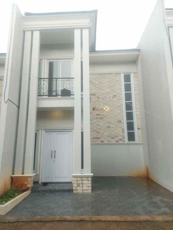 dijual rumah geneve residence jl cepit