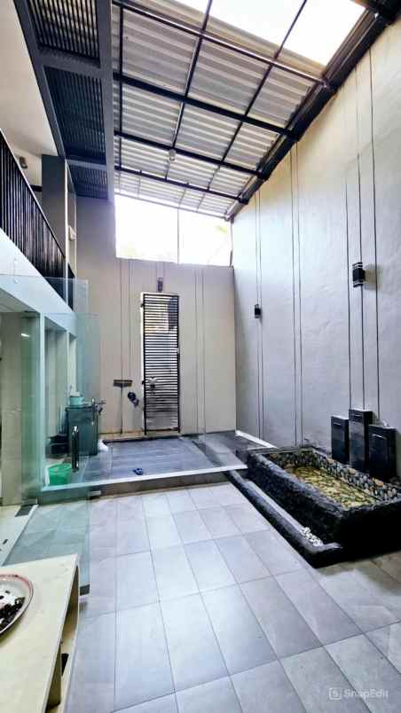 dijual rumah graha famili blok yy