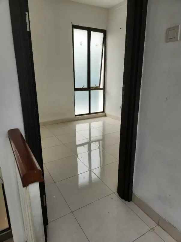 dijual rumah graha raya bintaro
