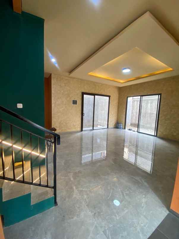 dijual rumah grand jagakarsa jakarta selatan