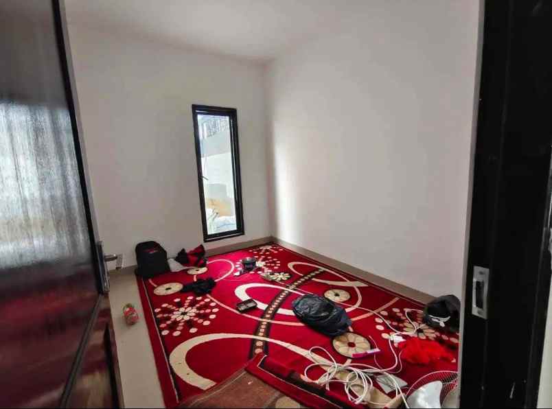 dijual rumah gungun anyar tambak