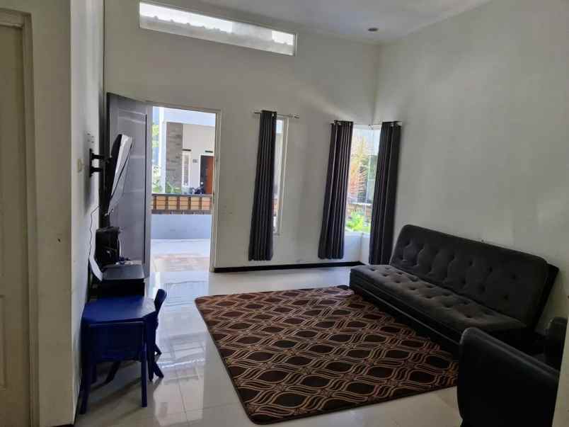 dijual rumah hook lokasi jl ikan gurami kota malang
