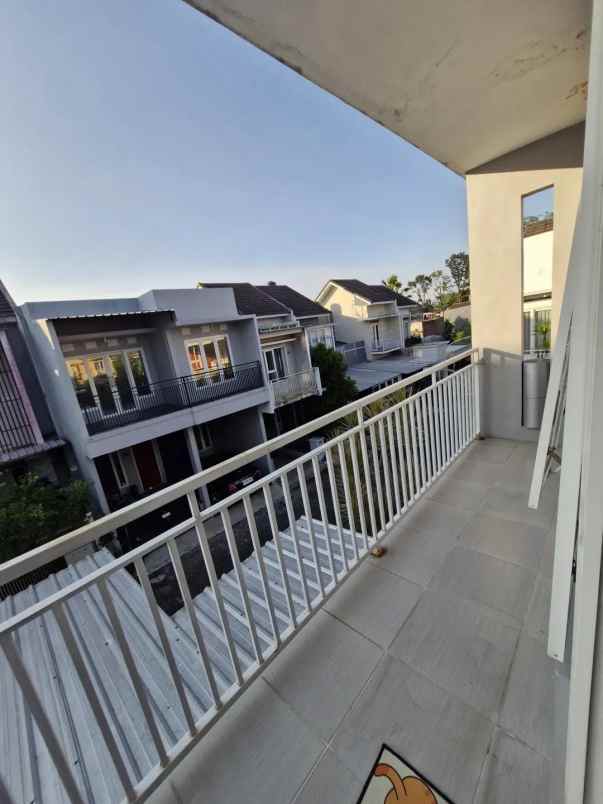 dijual rumah hook lokasi jl ikan gurami kota malang