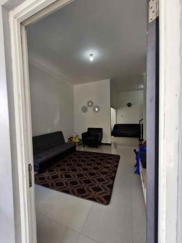dijual rumah hook lokasi jl ikan gurami kota malang