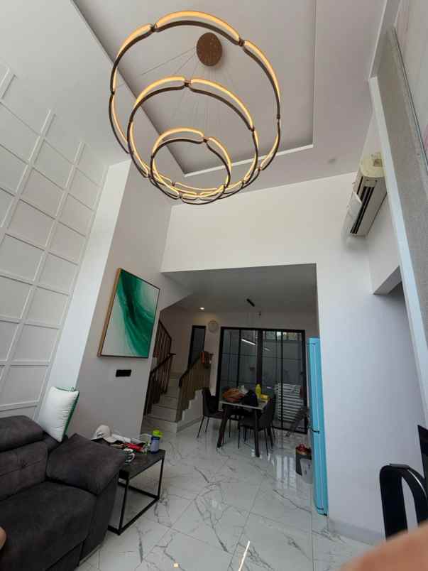 dijual rumah jakarta garden city asya