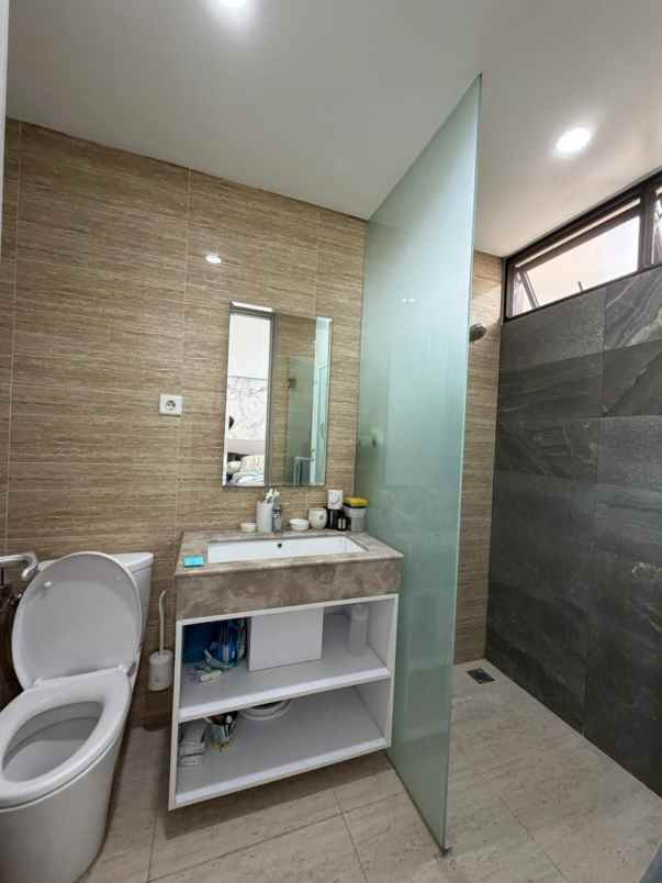 dijual rumah jakarta garden city asya