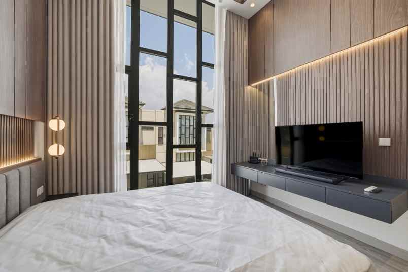 dijual rumah jakarta garden city jgc cakung