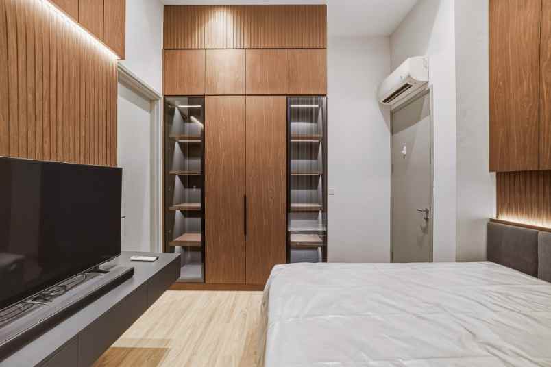 dijual rumah jakarta garden city jgc cakung