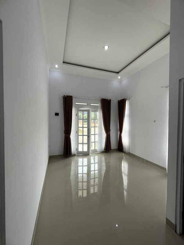 dijual rumah jalan alternatif kota