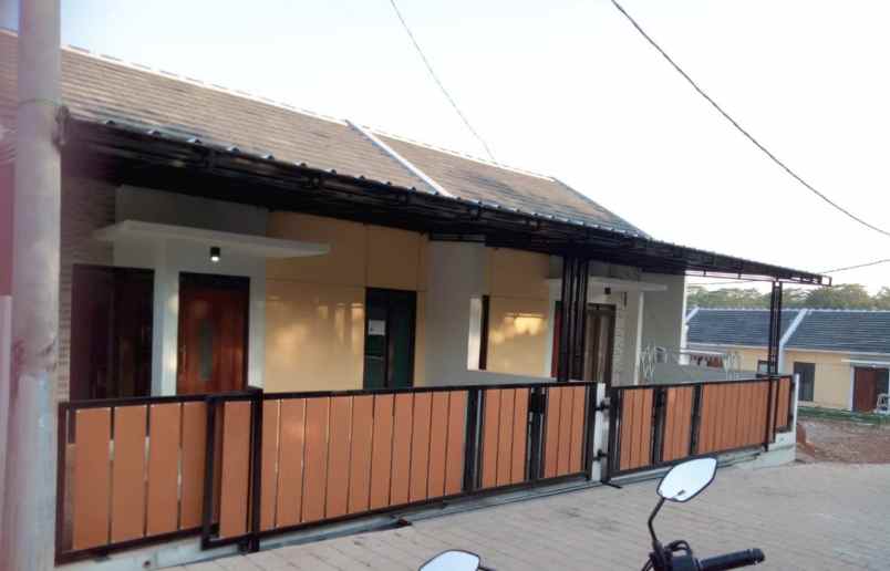 dijual rumah jalan alternatif kota