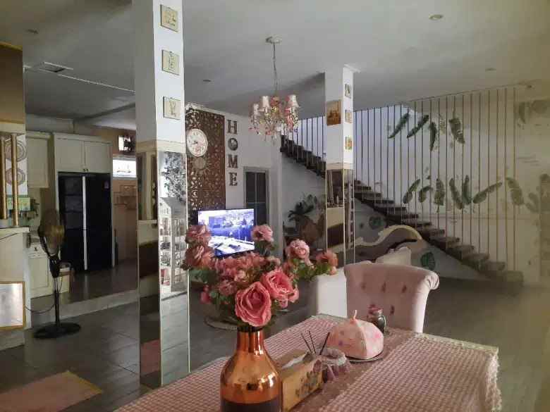 dijual rumah jalan ikaan gurami surabaya