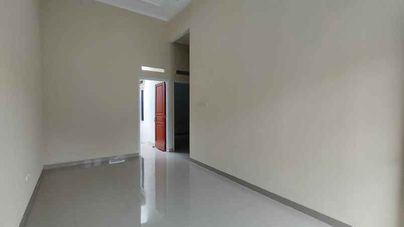dijual rumah jalan jawa harapan jaya