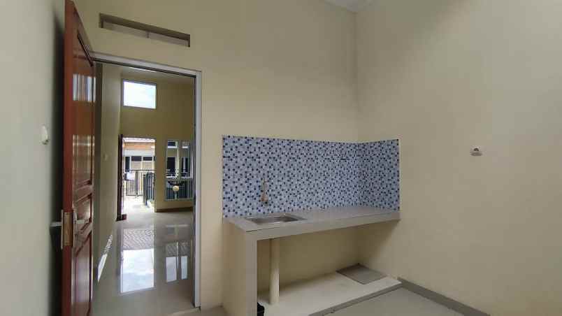 dijual rumah jalan jawa harapan jaya