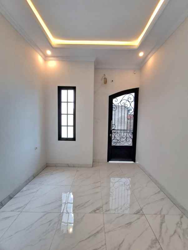 dijual rumah jalan kebagusan jakarta