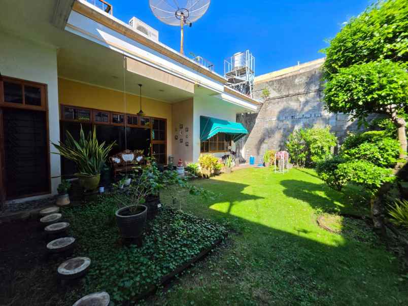 dijual rumah jalan m h thamrin