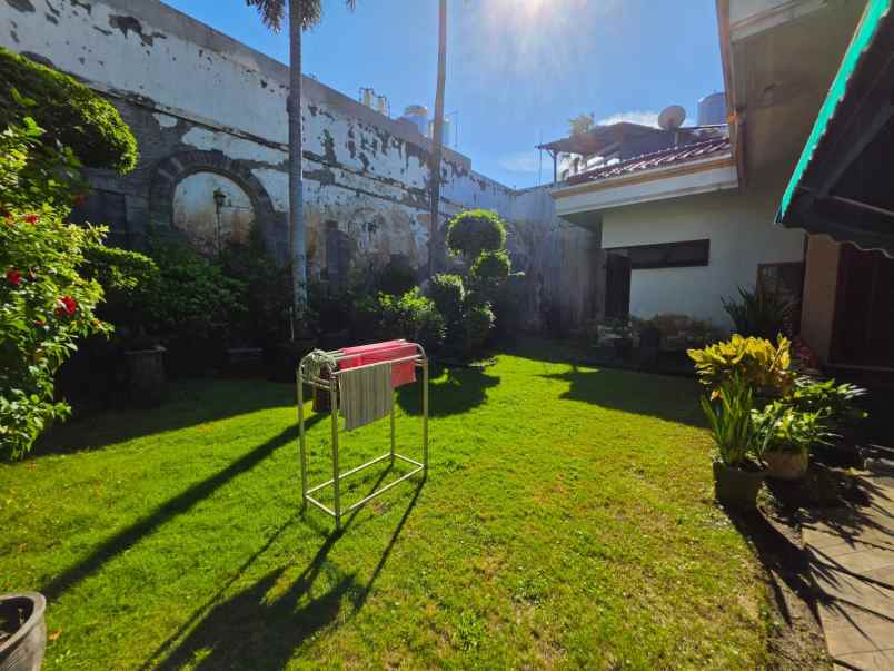 dijual rumah jalan m h thamrin