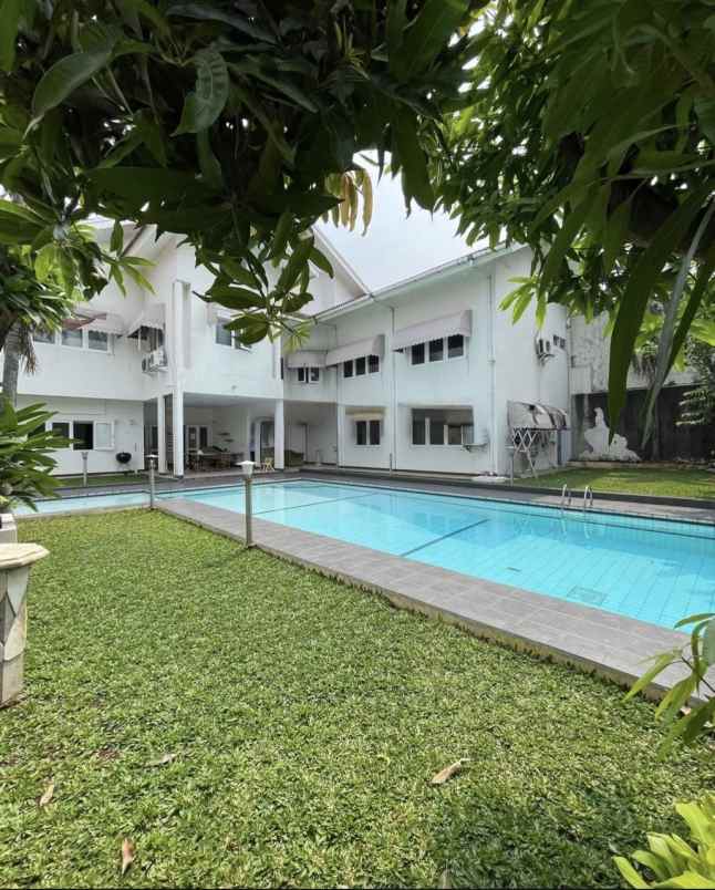 dijual rumah jalan rasamala