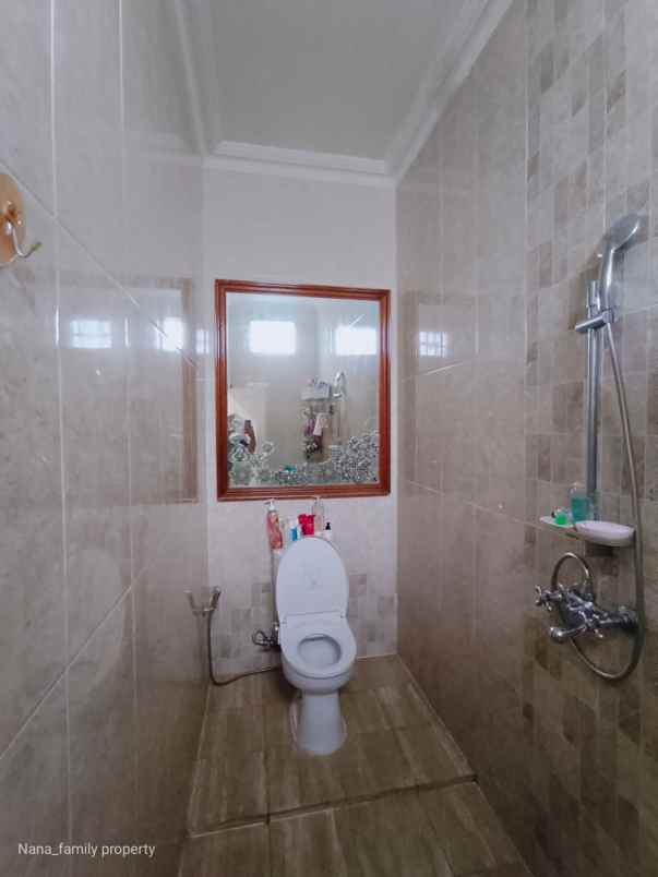 dijual rumah jalan raya cilandak