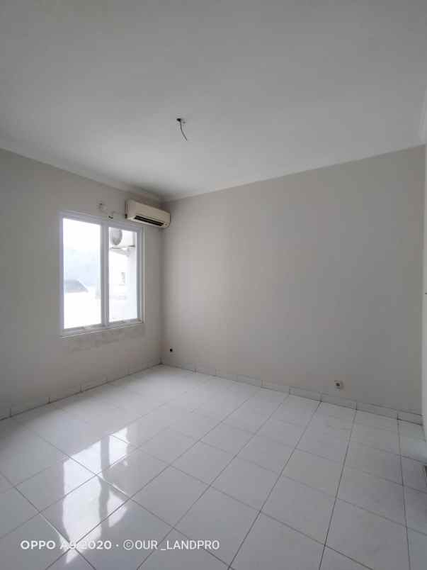 dijual rumah jalan raya serpong alam