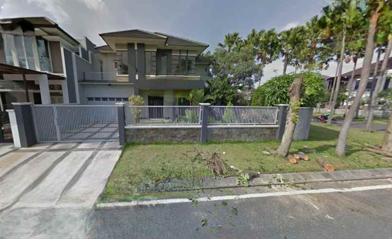 dijual rumah jalan royal residence