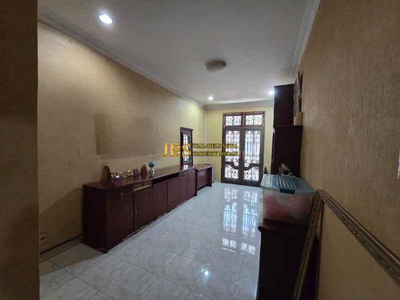 dijual rumah jalan s parman petisah hulu