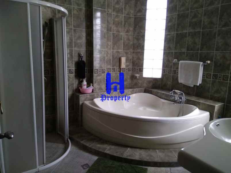 dijual rumah jalan s parman petisah hulu