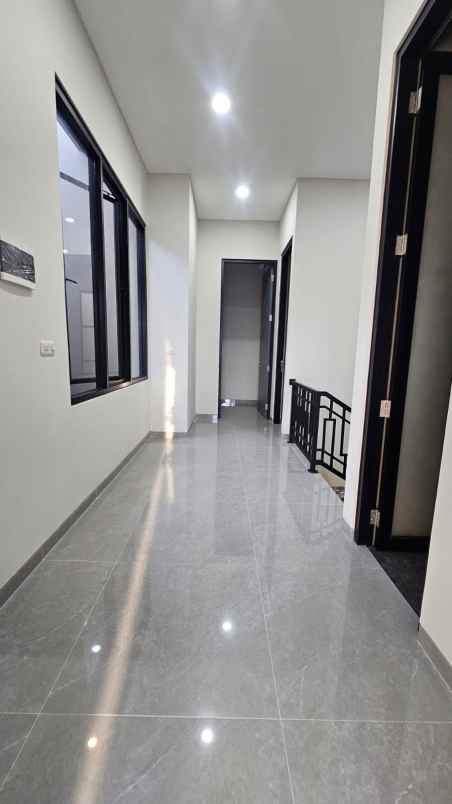 dijual rumah jalan sutorejo kec mulyorejo