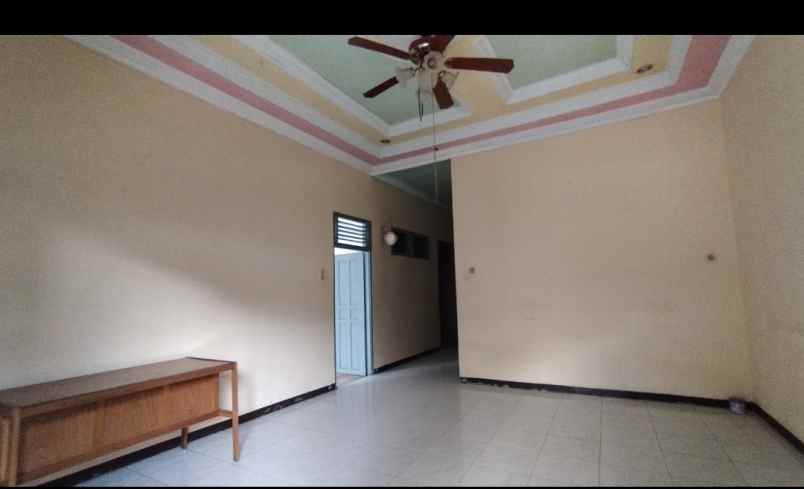 dijual rumah jalan y m sabran tanjung